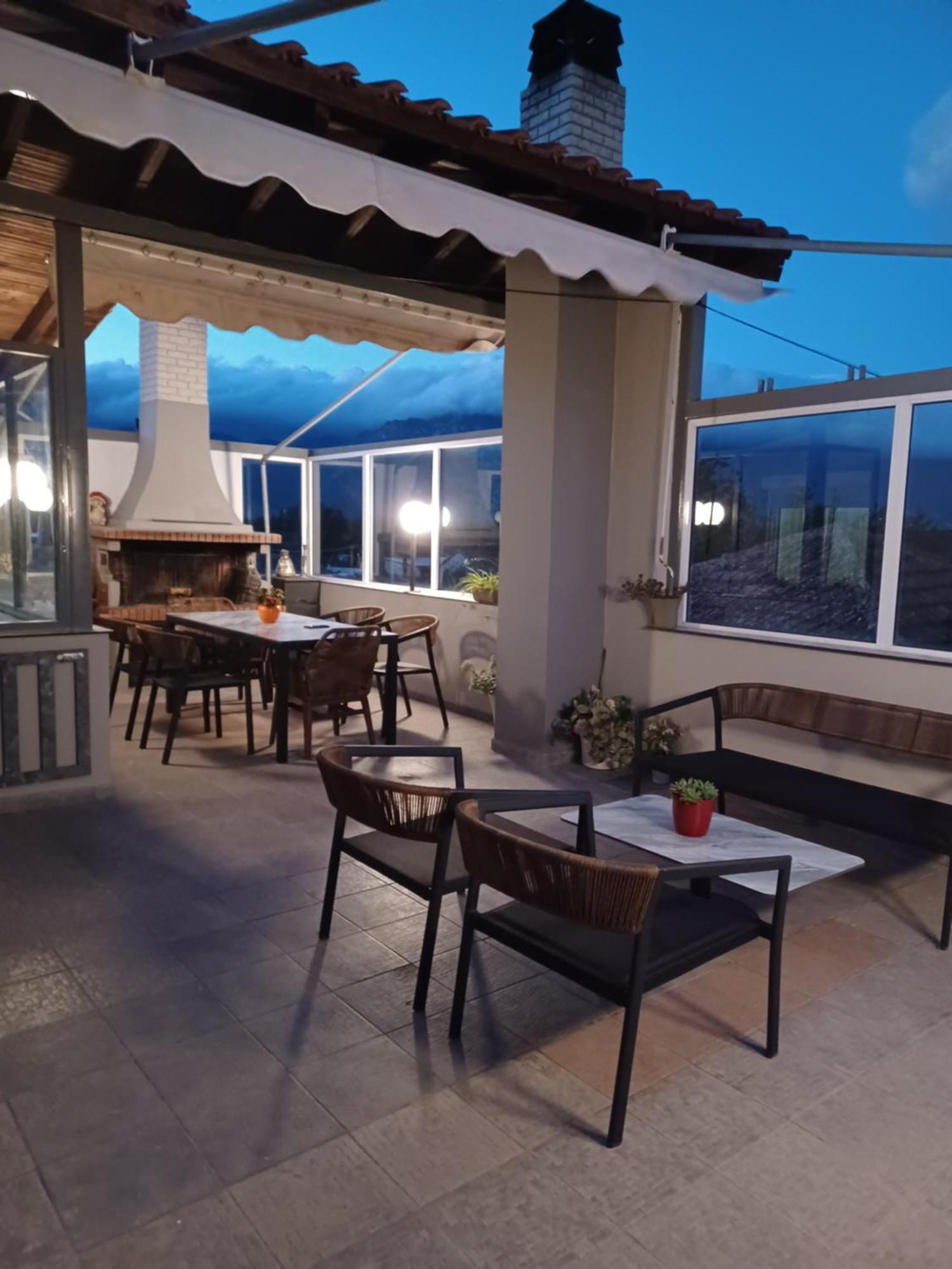 Marvic House Villa Exaplatanos Bagian luar foto