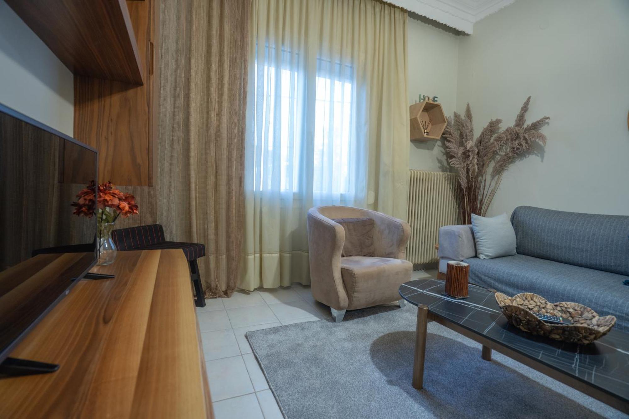 Marvic House Villa Exaplatanos Bagian luar foto